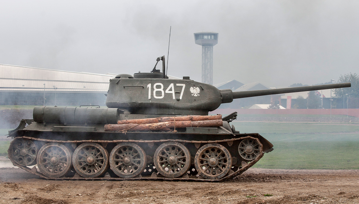 T-34 85 - E1987.85 - Britain at War 2013_202