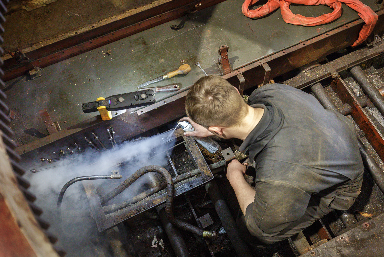 King Tiger V2 Fuel Tank Removal 005