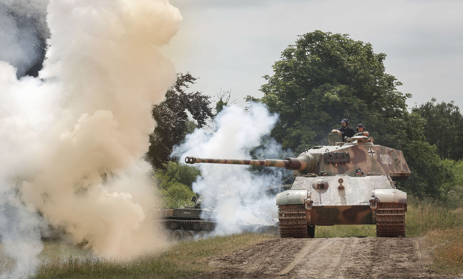 Musee des Blindes King Tiger in the arena at TANKFEST 2025