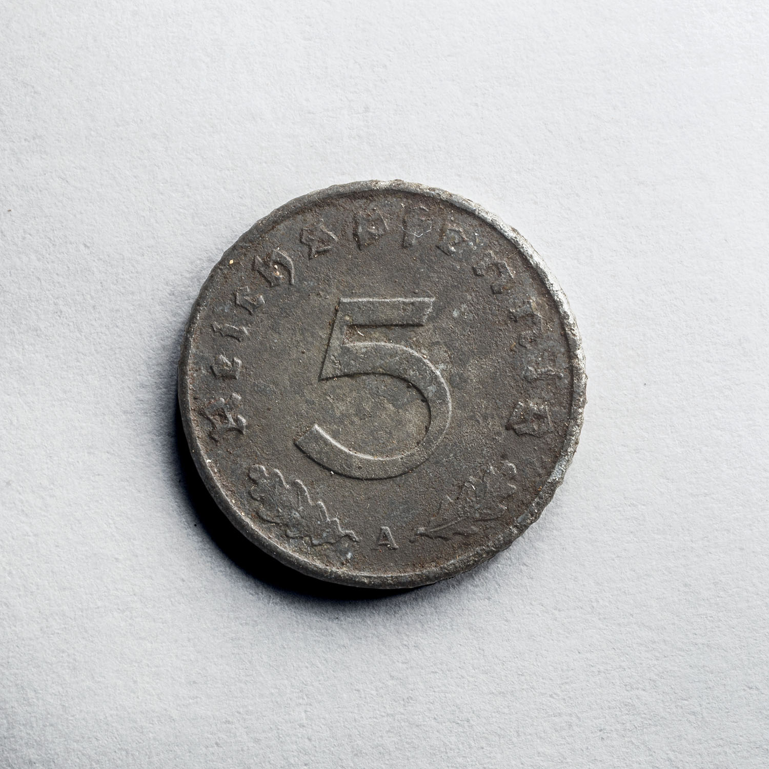5 Reichspfennig coin 1 Front of the coin found in King Tiger V2