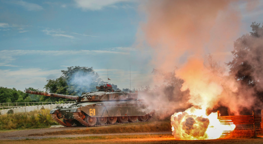 Live Tank Action Displays This Summer Holiday